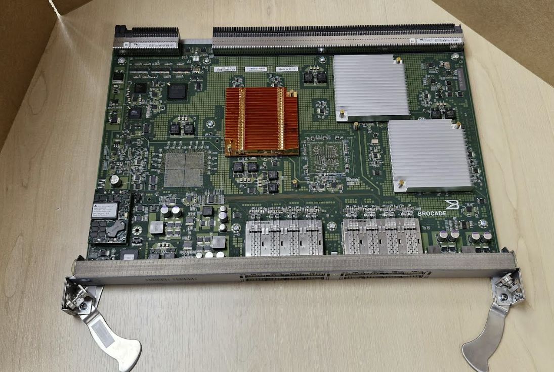 BR-DCX8518-0106