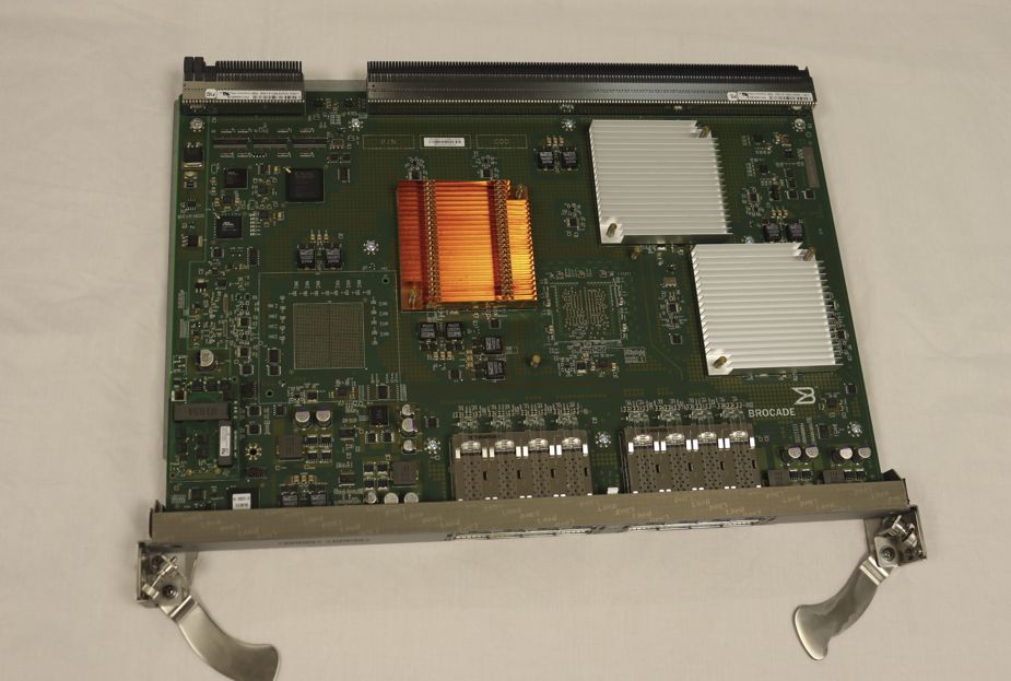 BR-DCX8518-0106